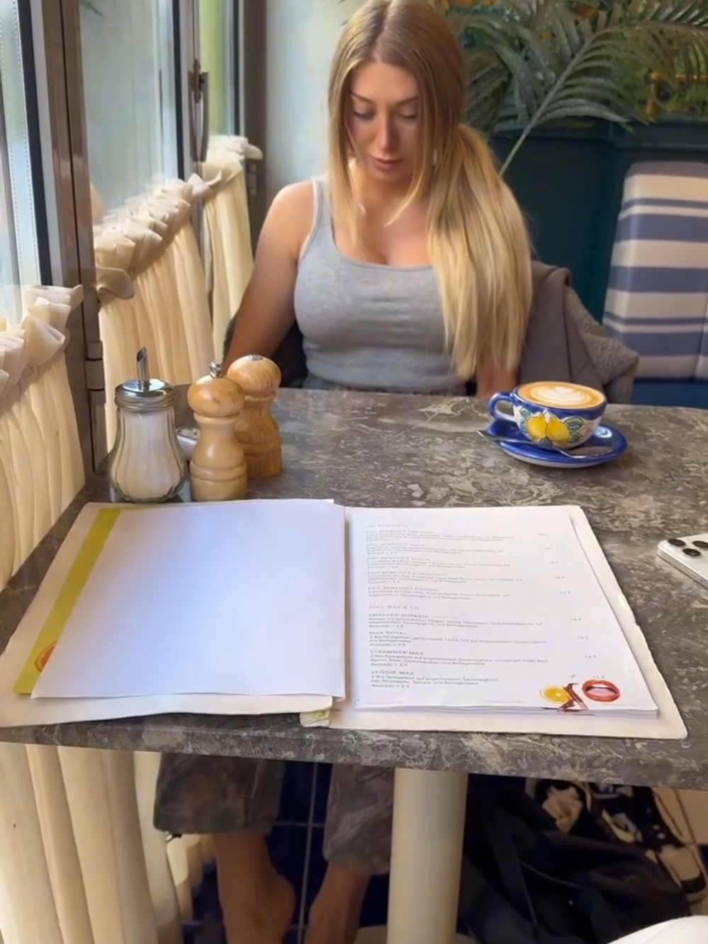 Esperando el Desayuno