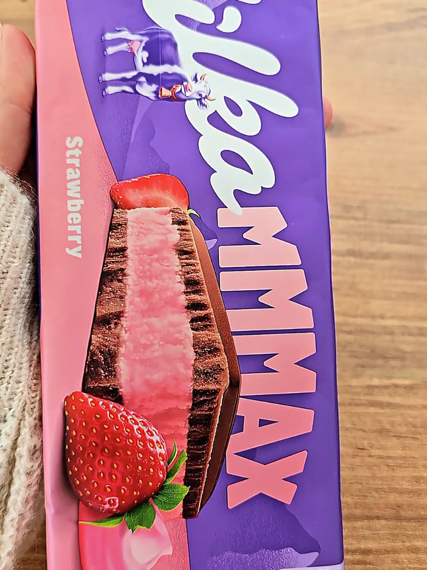 Giant Milka Strawberry Bar Unwrap 🍓🍫 #asmr #satisfying #milka #chocolate