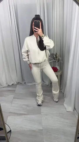 Ella bomber set with flared bottoms scuba set tracksuit. #tracksuit #bomber #flares #scuba #loungewear 