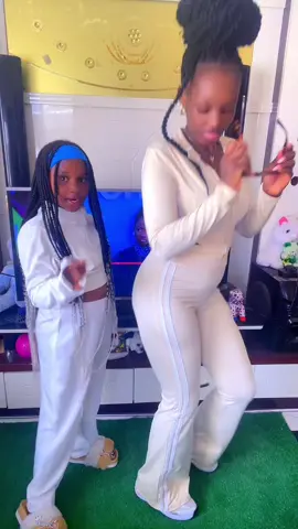 Tasting our new-shooting-spot🤭💜w/#sister @Baby-Faustine🌸 #God #dancewithceline #babyfaustine1 