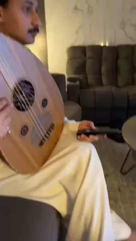 عنده صوتين😂@NAIF 