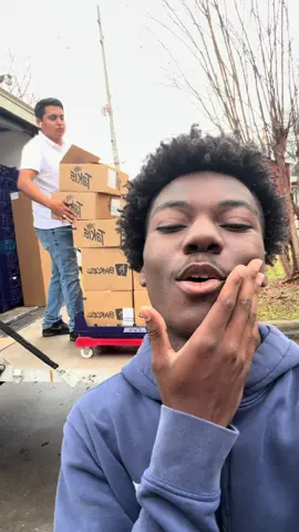 #freechips #freebag Ayee