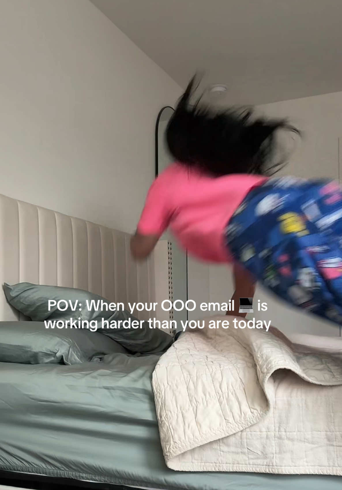 Catch me on Monday back to the real world 🌎 ✌🏼 #ooo #coorporatelife #fyp #pto 