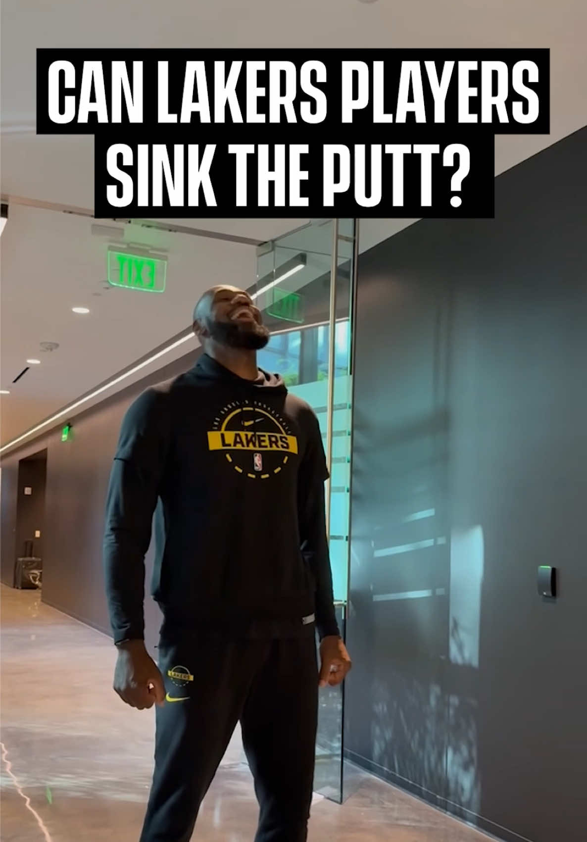Got some professional putters on our squad 😎 #lakers #NBA 