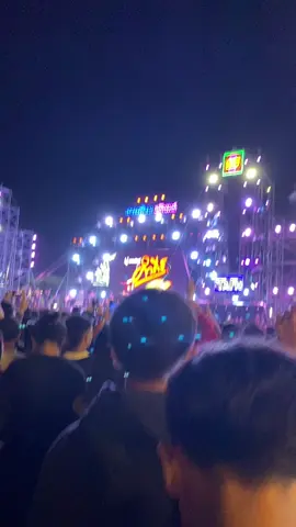 เดือดๆเลย😂#ฟีดด#งานช้างสุรินทร์ #ปูพงษ์สิทธิ์คําภีร์ 😍#มีใครเจอบ้างป่าวว