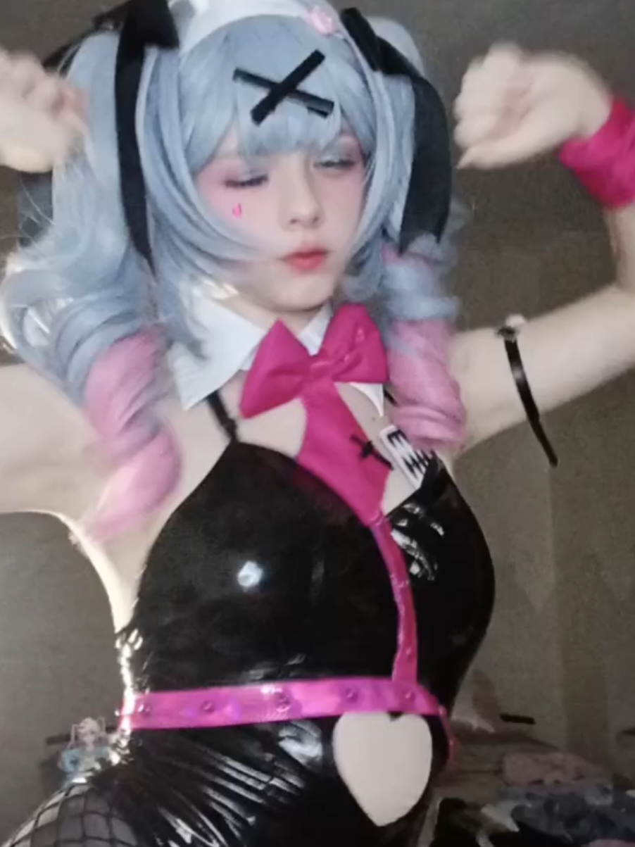 found out this in the drafts #rabbithole #rabbitholemiku #cosplay #fyp #hatsunemiku 