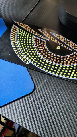 Dale otro nivel a tu carro 😈 Luces LED tipo “Demon Eye” con 11 modos, brillo ajustable y conexión USB. Fáciles de instalar y se ven increíbles en camionetas, coches y pickups. Y ahorita están en descuento 🔥 #blackfridayentiktokshop #ShopToker #TikTokShopParaPapá #dealsforyoudays #tiktokshopdealsforyoudays 