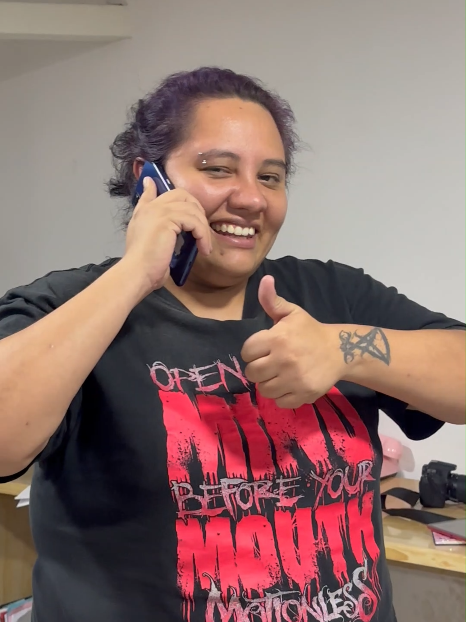 Una mención honorifica a Itati, que siempre nos salva de cualquier apuro 😅 #Amorus #enamoratedeamorus #amorusmakeup #maquillaje #makeup #risa #comedia