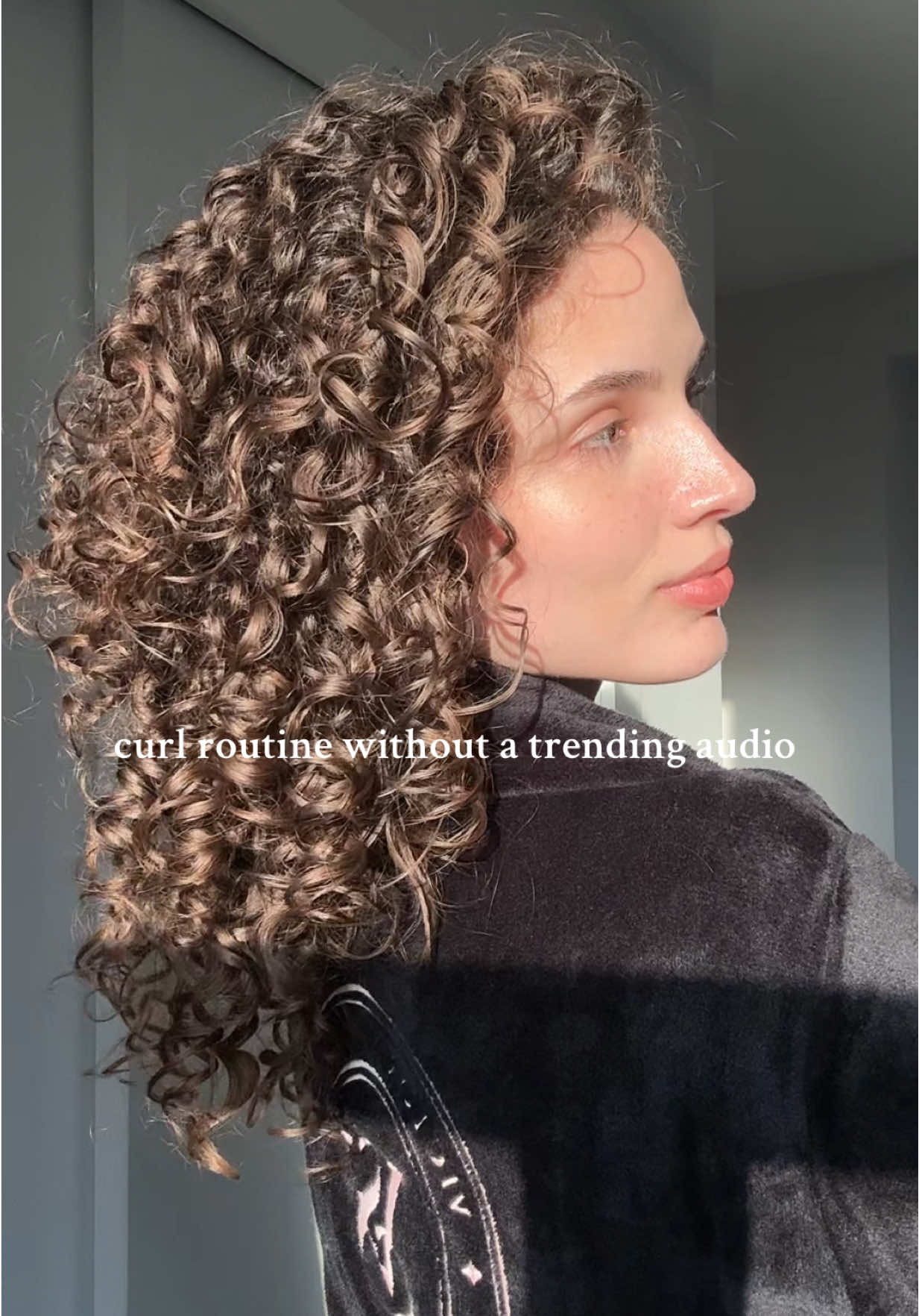 my curl routine for bouncy, voluminous, AND defined curls #curlyhair #curlroutine #curlyhairroutine #curlygirl #voluminouscurls 