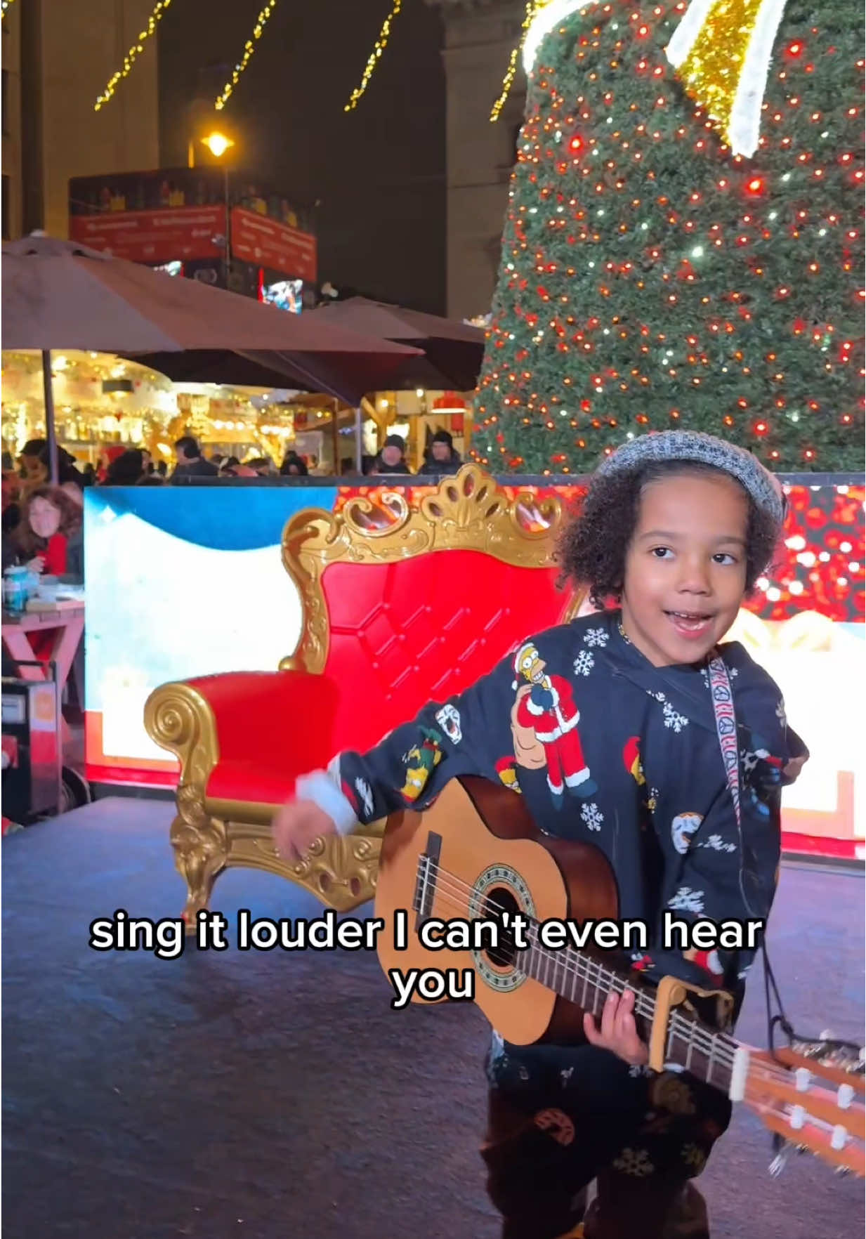 You all know that song 🤣 !! Sing it louder he says! Tonight Jordan got asked to sing at the Budapest Christmas market! #budapest #christmas 