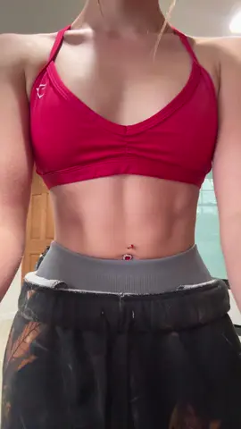 Finally time to go to the gym! #GymTok #gymgirls #foryoupage #femaleaudience #viral 