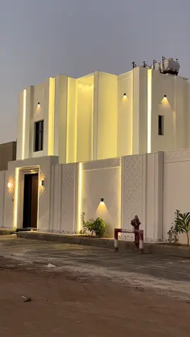 للبيع فيلا دور وشقتين بمجالس خارجية بمخطط ٩٨٨ بالدوادمي  مساحه الارض 1000 م  شارع غربي 15 علي مسجد  شارع جنوبي 15 علي مرفق مساحه البناء 800 شامل المجالس الخارجيه  علي الكود السعود وعلي التامين ،بناء شخصي  علي جميع الضمنات  للتواصل // ٠٥٠٩٤١٠٦٣١ #الشعب_الصيني_ماله_حل😂😂 #اكسبلورexplore #explore #اكسبلوررر #foryou 