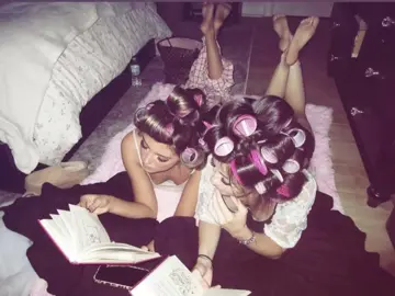 #2010s #teenagegirl #girlhood #fyp #moodboard 