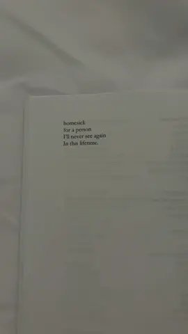 something I can’t wrap my head around 😞 from my book “finding my way through the pain” available on amazon griefpoetry #griefbook #findingmywaythroughthepain #poetry #BookTok #fyp 