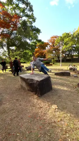 Baseball legend tries parkour! #physicalasia #netflix #parkour #baseball @糸井嘉男/Yoshio Itoi 