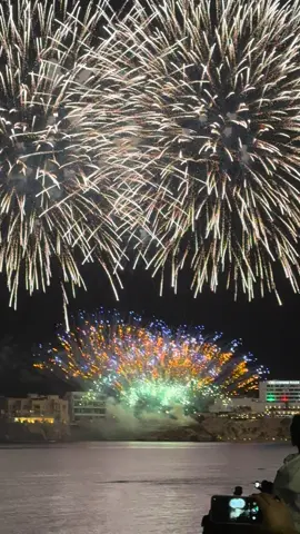 2nd fireworks at Qurum beach❤️🇴🇲 