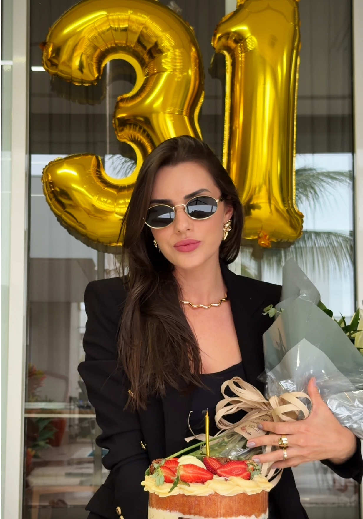 Hoje completo 31 anos e meu coração é só gratidão a Deus. 🎂🎉 Obrigada, Senhor, pela vida, pela saúde, pela minha família, pelos livramentos e por cada porta aberta. Que este novo ciclo seja guiado pelas Tuas mãos e cheio de paz, propósito e bênçãos. Gratidão por mais um ano de vida! 🙏🏻🩷 #aniversario #happy #happybirthday 