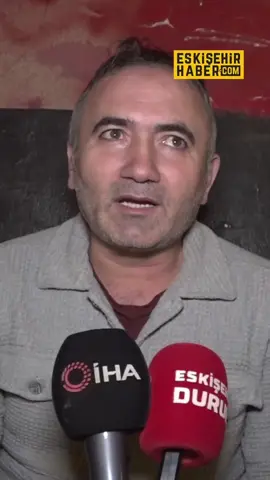 Eskişehir’de 22 Ekim’de meydana gelen ve 13 yaşındaki Öykü Şahin’in hayatını kaybettiği trafik kazasıyla ilgili acılı baba Hüseyin Şahin, ilk kez konuştu. Baba Şahin, araçta bulunan yetişkin şahısların varlığına dikkat çekerek, “Benim kızım gibi bu yaştaki çocuklarla bu şahısların bir arada bulunması çok mümkün bir şey değil. İnsanın aklına gelmeyecek şeyler” ifadelerini kullandı.  Kazada çocuklarla akrabalığı bulunmayan Emre K. ise tutuklanarak cezaevine gönderilmişti. #eskişehir #cocuklar #kesf #fy 