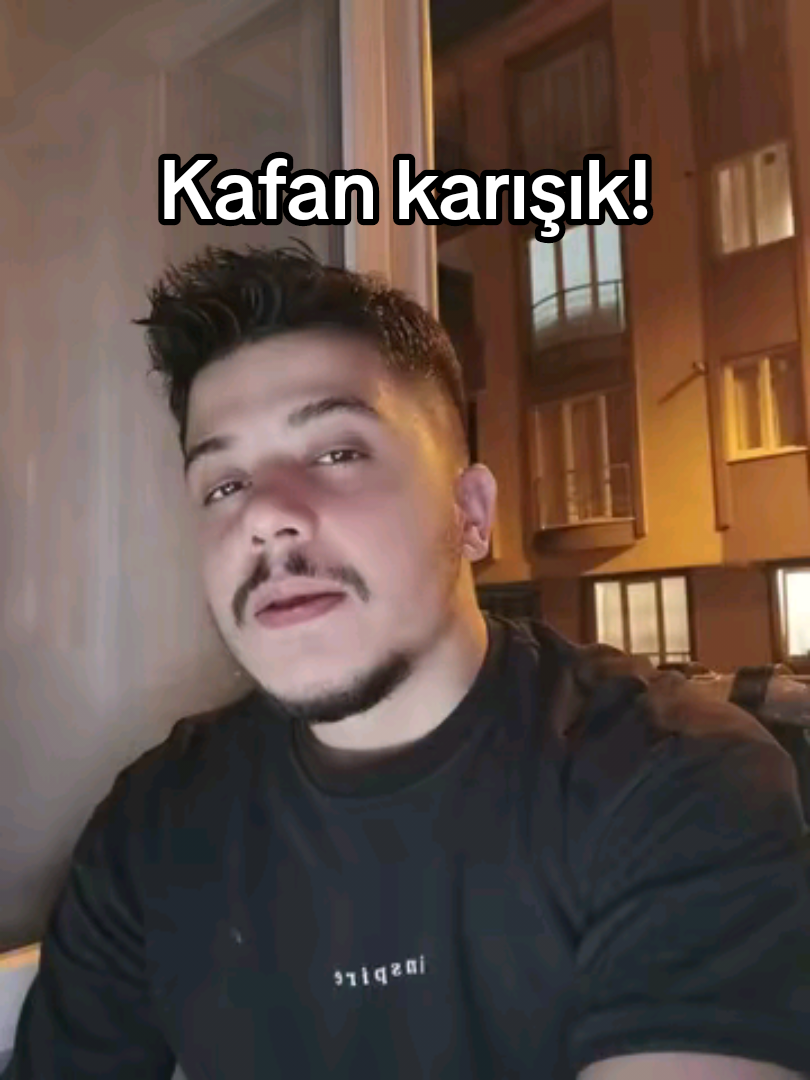 Çok özledin değil mi içten bir dertleşmeyi ?  #dert #berkantaydın #kendinelayıkol #duygusalvideolar 