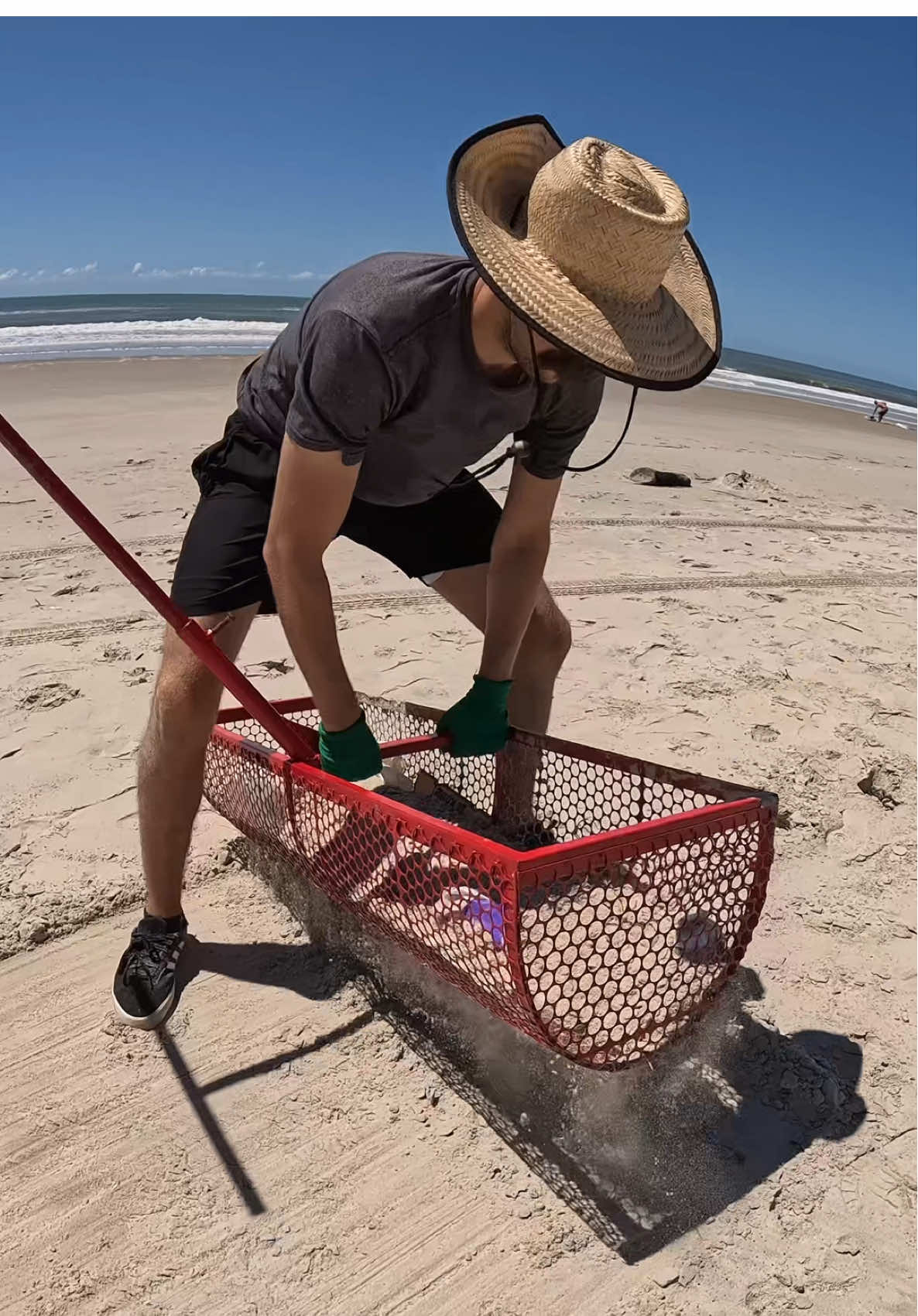 Deixaram tudo e correram da praia #ecopeneira #praia #vendaval 