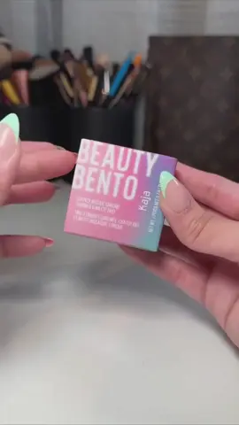 Paleta De Sombras Rosa Para Meninas Adolescentes , Iluminador , Blush , Três Em Um , Com Brilho Perolado 🤩 ##fy##achadinhosshopee##maquiagem##filiadoshoppe##vaiprofy