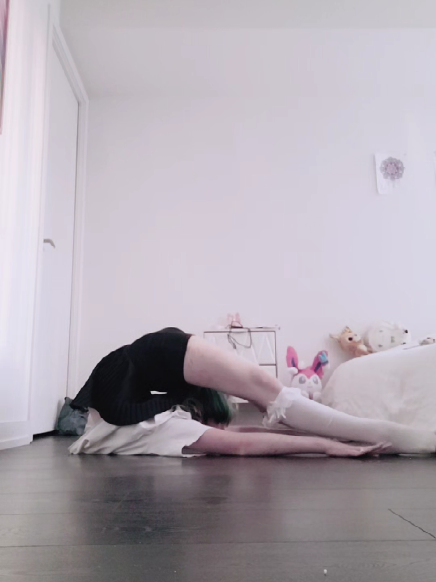 ૮₍ ˃ ⤙ ˂ ₎ა #flexibility #flexible #stretch #contortion #fyp 