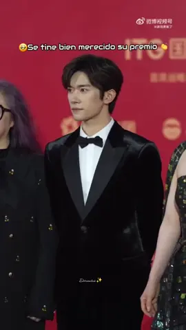 woooo, realmente quedé muy sorprendida con tremenda actuación, El actor Jackson Yee conmovió a todos con su actuación en la película 