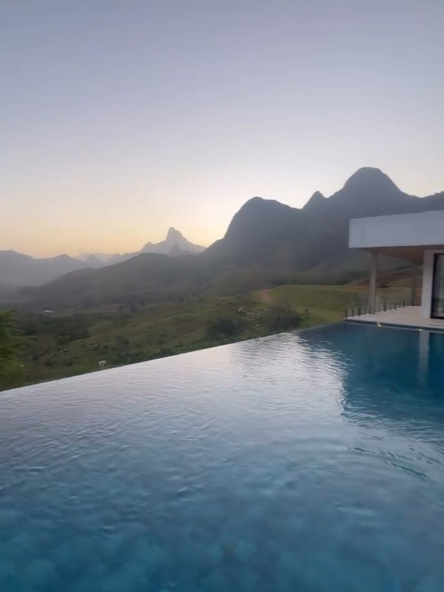 Fazenda ta quase pronta #jonvlogs #jonvlogsclip #bdj #clipsdetwitch #fazenda 