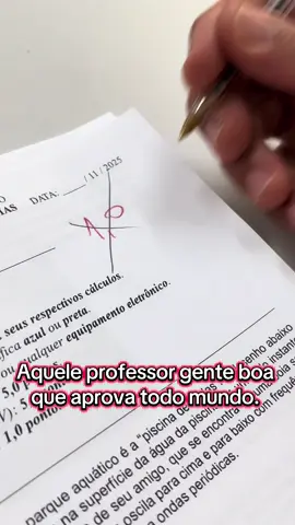 O professor quer as férias logo. 🤣🤣🤣  #aracaju #professor #parodia #meme #aluno 