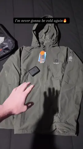 You can’t beat the cold without some heat 🔥 #ororoheatedjacket #blackfridaydeals #tiktokshopblackfriday #tiktokshopcybermonday #wintercoat 
