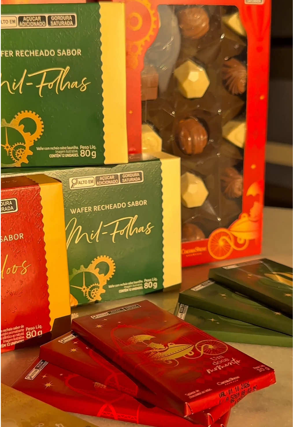 A vida é mais gostosa quando tem surpresa boa… e hoje ela vem em forma de wafer, tabletes 30g e MiniShow! 😍 Nossos produtos da ChocoFriday aumentaram e as ofertas estão ainda mais irresistíveis. 🤎 Corre para garantir os seus favoritos no site ou na loja mais próxima e não perder essa promoção!  #ChocoFriday #CacauShow #Promoção 