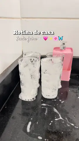 #rotina #rotinadecasa #limpezadacasa #vidadedonadecasa 