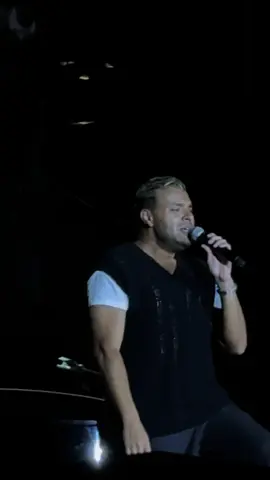 #حفله_رامي_صبري #elarena #ramysabry #elmalahy #distric5  وبحكيلك عن الأيام ❤️@Ramy Sabry 