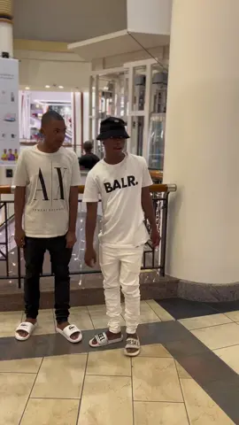 Abasbonanga sizi babone sesifika#stillyoung031 #abafanabonyazi 