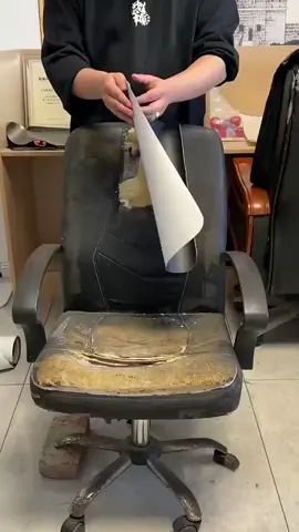 The leather furniture, tables and chairs at home are broken. Try this self-adhesive leather sticker # good things at home.#tiktokshop #philippines #foryou #goodthing 