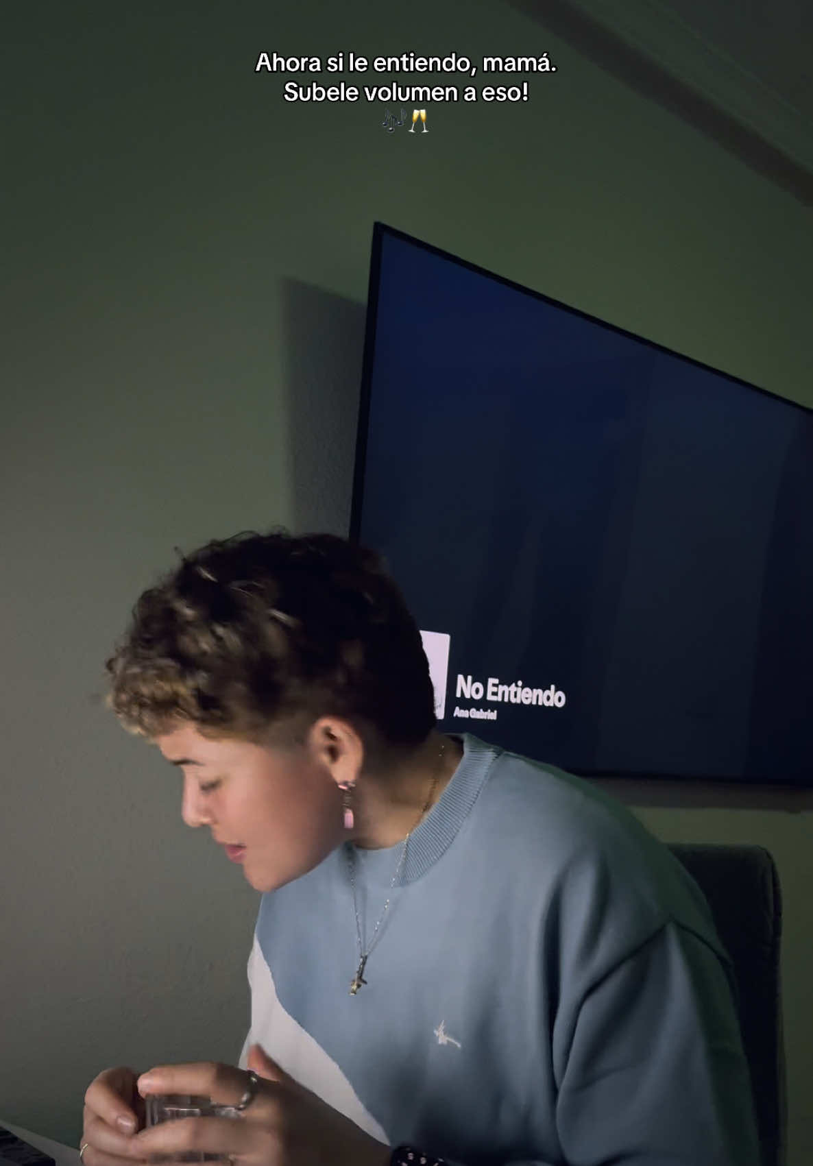 Todo el volumen, por favor! 😮‍💨#🇨🇴 #🇲🇽🍻 #🥃 #pupiiga #anagabrieloficial 