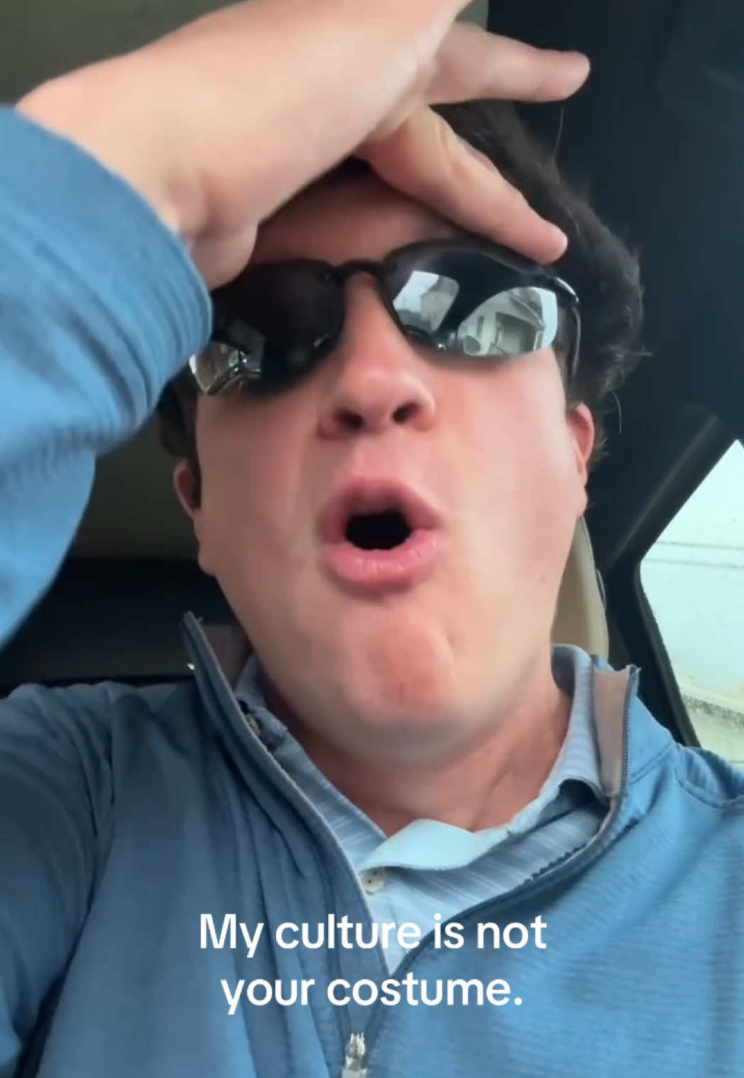 Sick of seeing this  #quarterzip #america #oldschool 