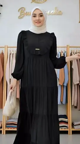 Gamis susun Azura dewasa variasi ruffle dada bahan crinkle airflow resleting depan busui friendly #gamis #gamissusun #gamiscrinkle #gamisbusui #gamislebaran 