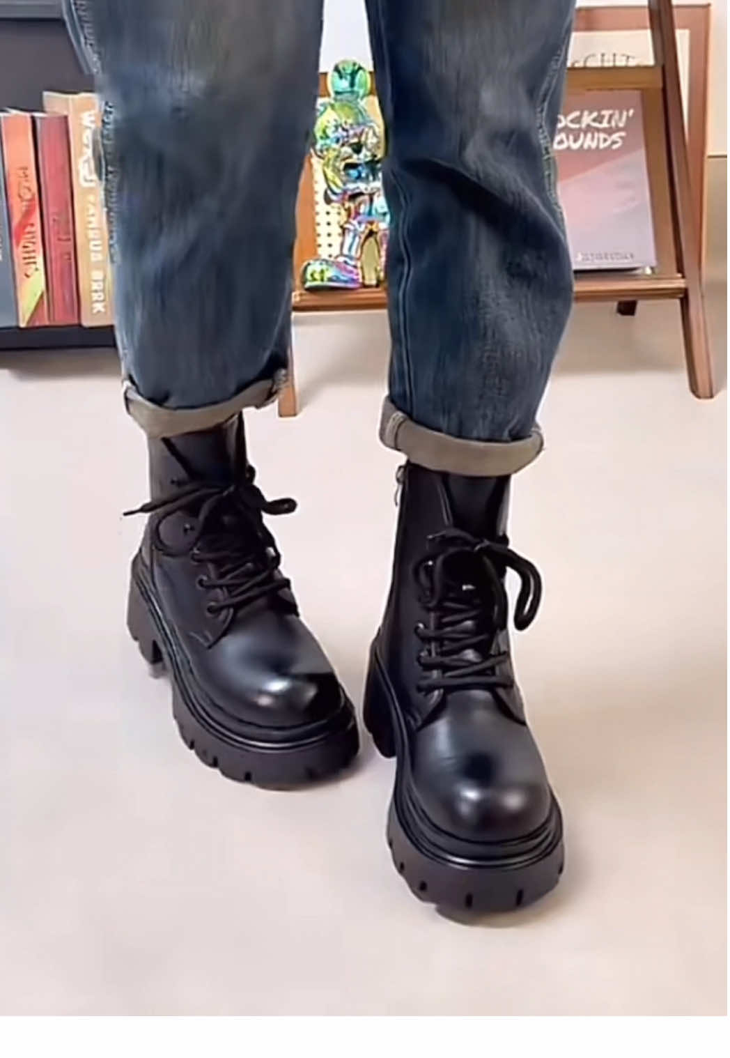 Bot nữ cổ thấp đế cao kéo khoá sườn#bot #botnu #botcongan #botnuxinh #botnuthoitrang 