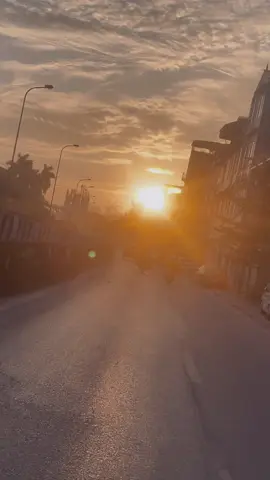 hiện tại và tương lai sau này😌#stt_buồn_tâm_trạng 