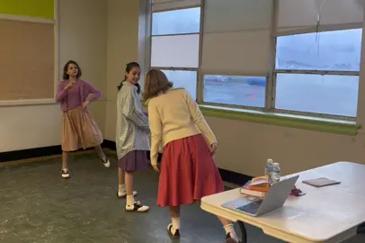 My girls 🥹🥹 @maya 👼 @maya🤍  #welcometoderry #set #filming #pattycakes 