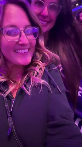 Ready to watch  some hockey! @barefootmamamn #hockey #minnesota 