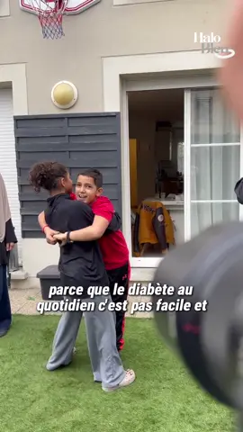 Partie 2 de la rencontre forte en émotion avec Amar, cet enfant autiste qui est une vrai leçon de vie pour son entourage🩵  Pour nous soutenir et ne rien rater de cette rencontre bouleversante abonne toi 😉 #autisme #tsa #enfantautiste #halobleu #enfanthandicapé 