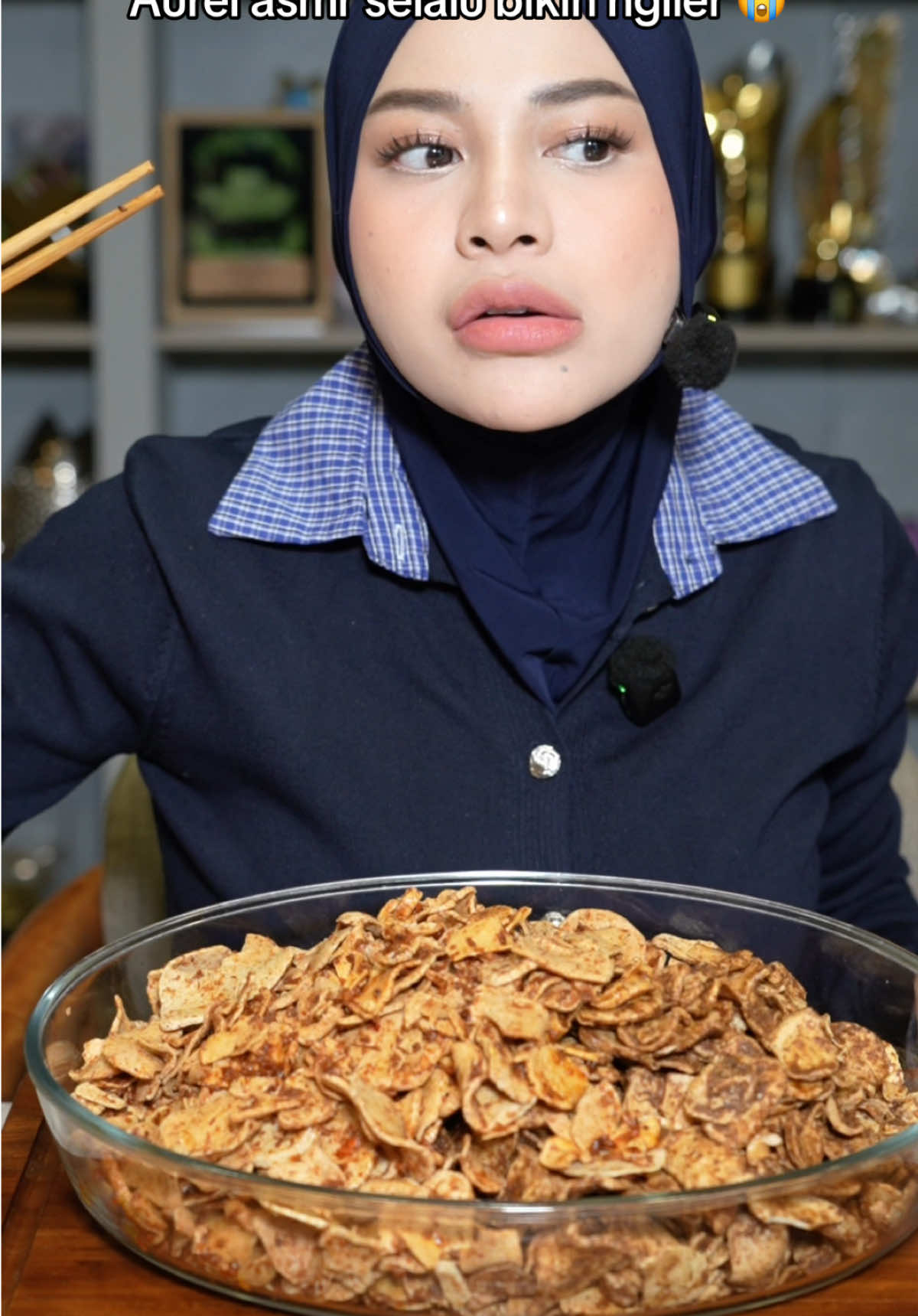 Aurel kalau makan selalu bikin ngiler sumpaaah 😭 edisi aurel makan basreng nyemil saji nih🤤