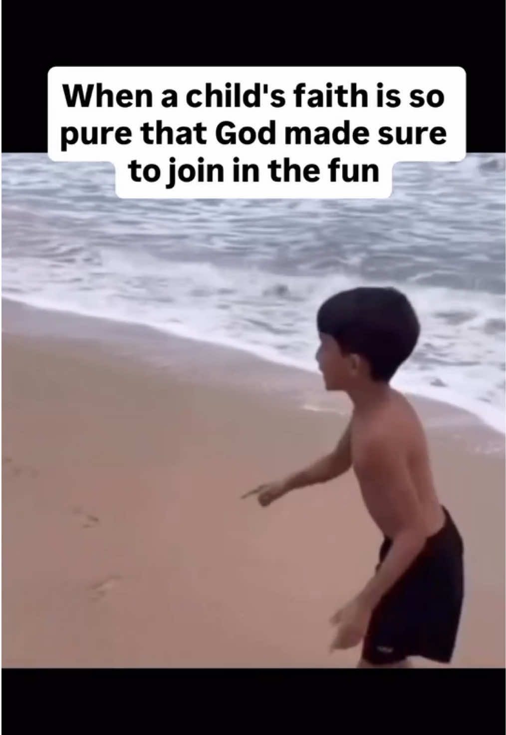 A child writes “God” in the sand… and the waves — those relentless erasers — suddenly retreat just before they can touch the word. Amazing God ♥️ #godisreal #wondersofgod  🎥 @renato.p.patricio 