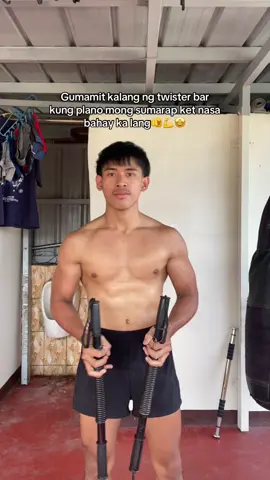 Kaya umorder kana para makapag start kana mag home workout sa bahay nyo🏋️, nasa yellow basket lang yung link ng twister bar👌😌✅ #twisterbar #affordable #upperbodyworkout #homeworkout #fypシ゚ 