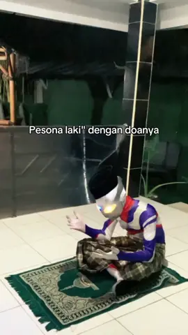 laki² dengan doanya
