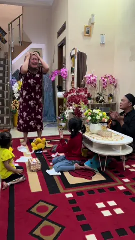 Membalas @ryaniryra diluar prediksi BMKG teh ini mah 🤔#ngakak #fyp #vidioviral 