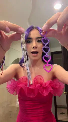 Arréglate conmigo para los TÚ AWARDS💗!!! ¿Elegí outfit MORADO O ROSA?😳