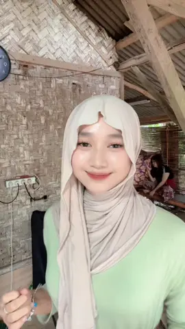 Mampu live kita cabatt#gadisdesa #jtkentertainment #fyp #livetiktok 